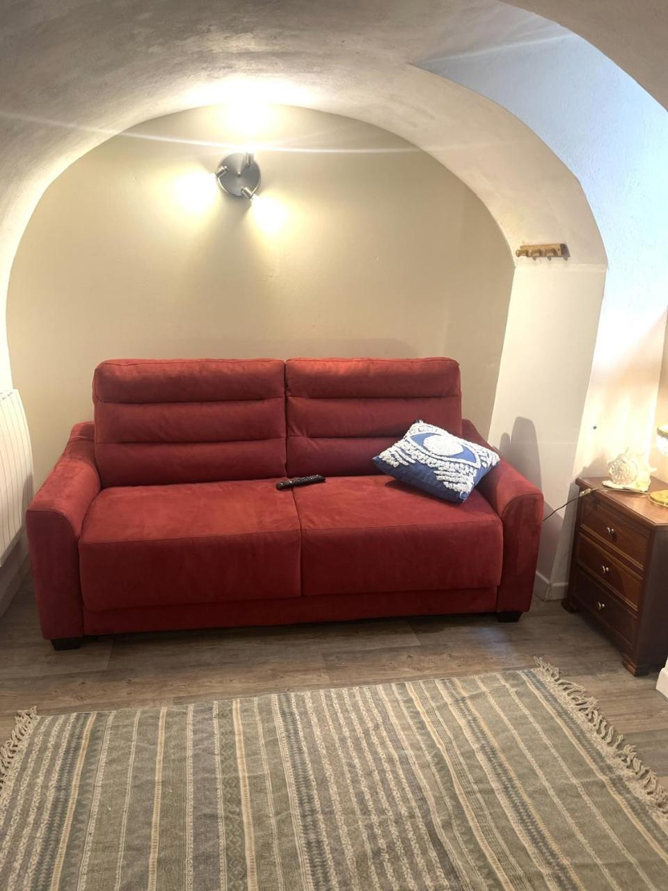 Rent Big Room With Breakfast Free In Old City Нанси Екстериор снимка